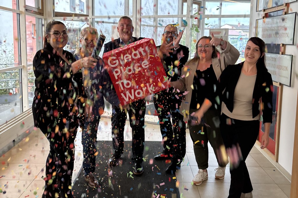 KHWE erstmals als „Great Place to Work“ zertifiziert - Katholische ...